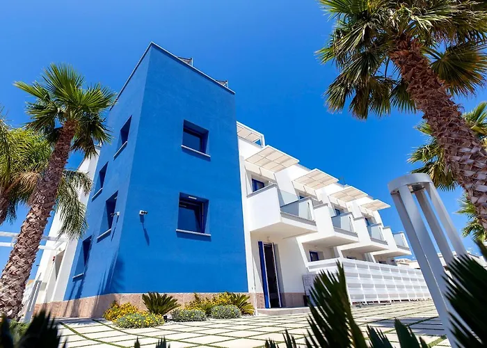Sundeck Hotel