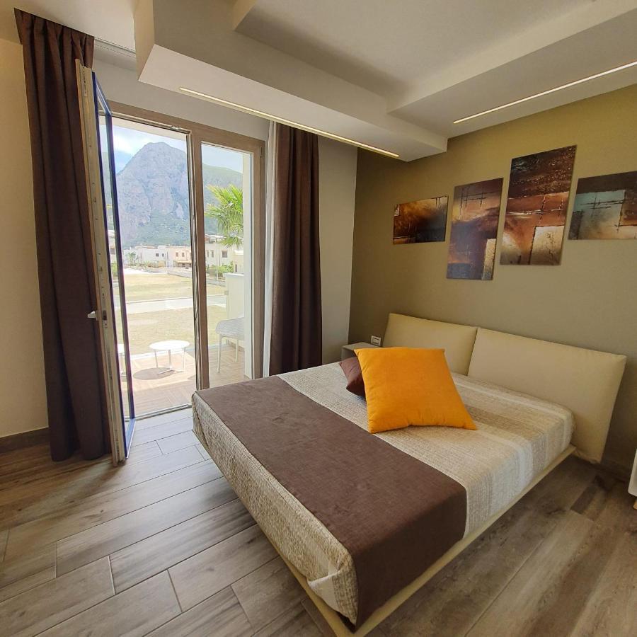 Hotel Sundeck 3*